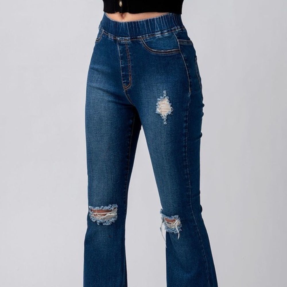 🔥DISTRESSED ELASTIC WAIST BELL BOTTOM JEANS